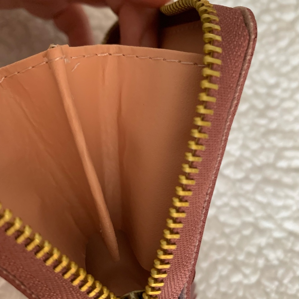 Card Wallet - Picture 8 of 10